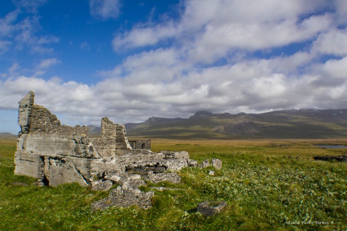The ruins we came to investigate. Whoever lived here had one of the top five views of all time.